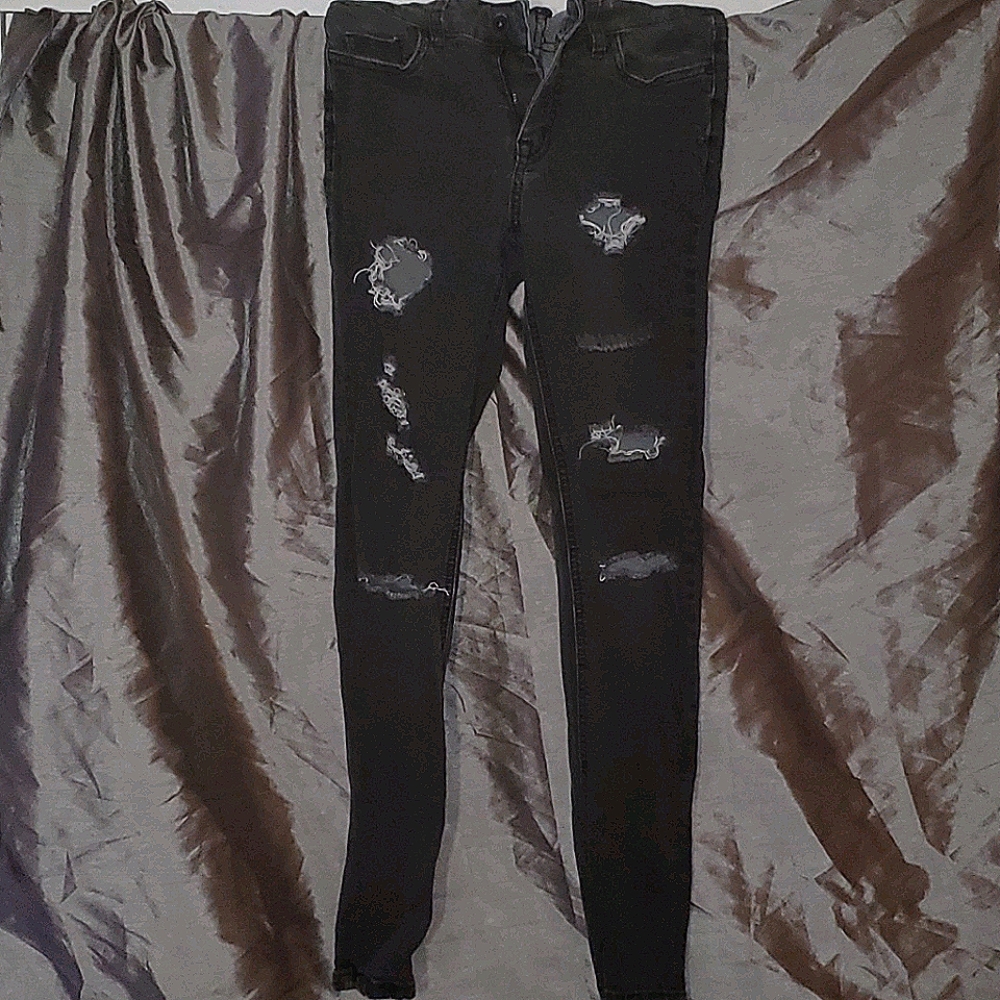 Black Denim Distressed Jeans